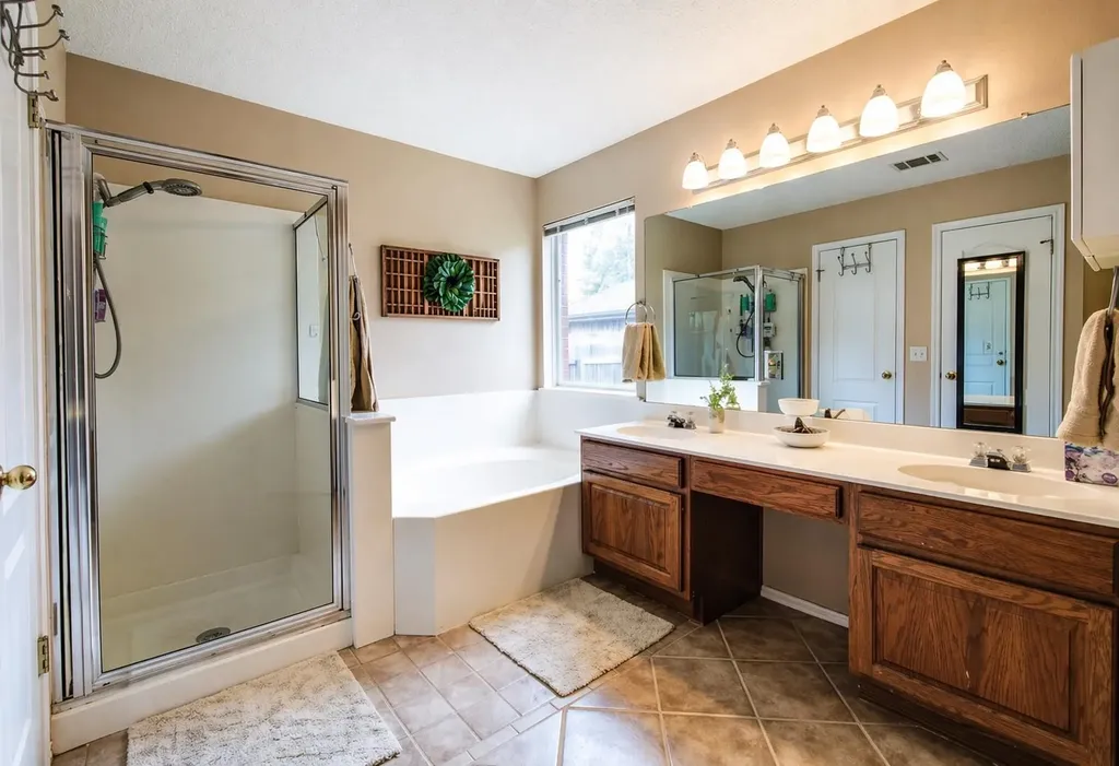 12900 Medina River Way Austin TX 78732