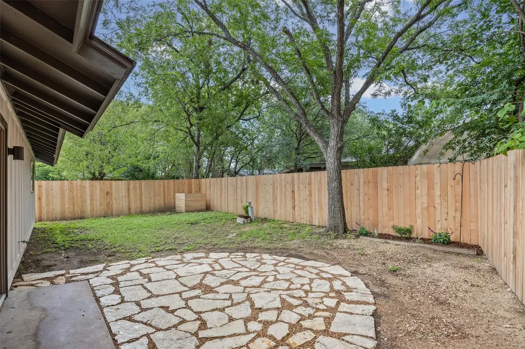 2306 Aldford Drive Austin TX 78745