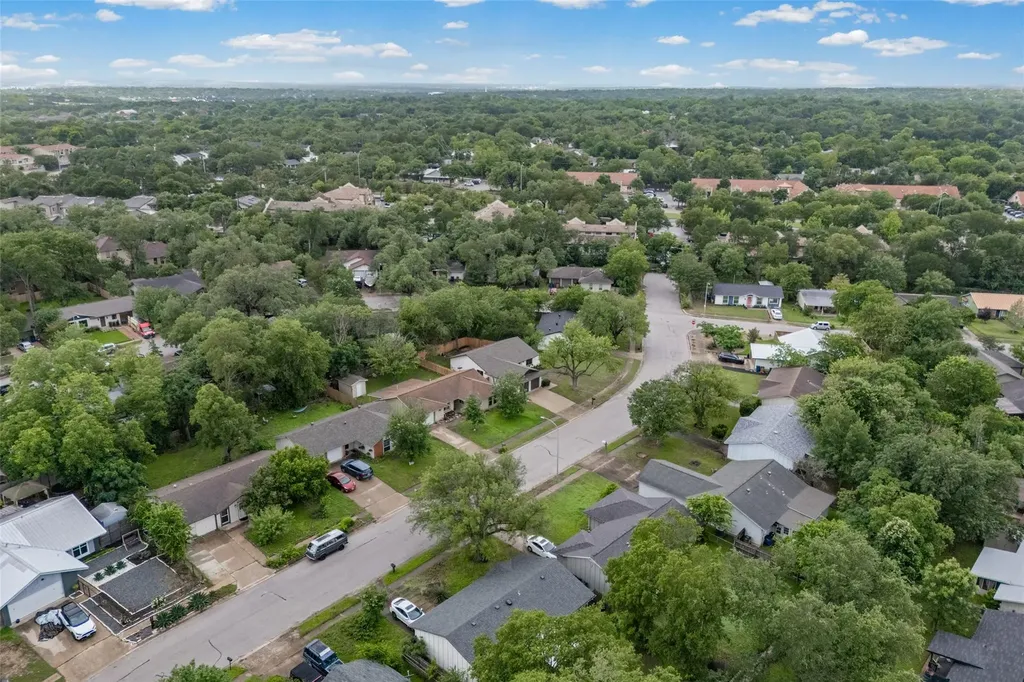 2306 Aldford Drive Austin TX 78745