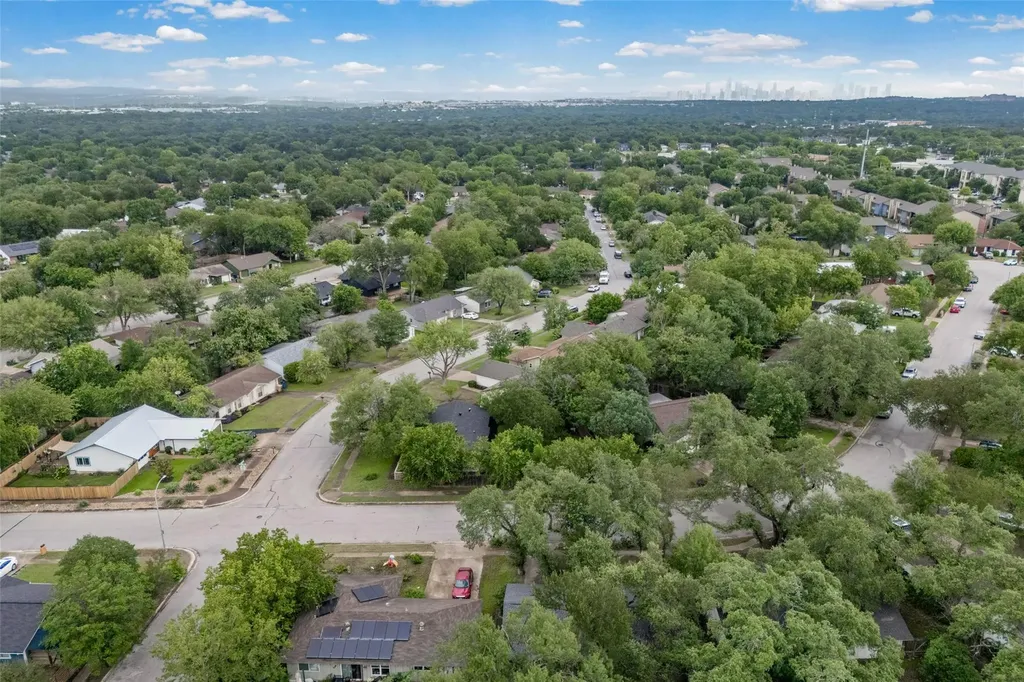 2306 Aldford Drive Austin TX 78745