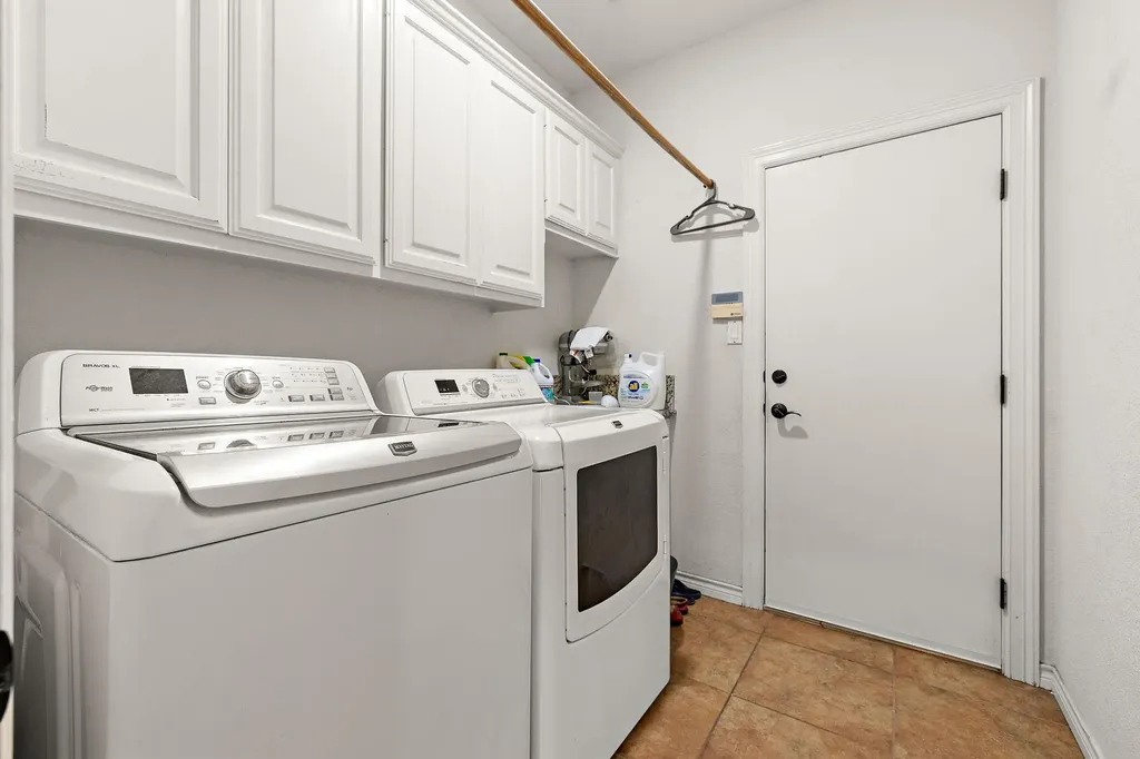 9608 Streamside Drive Austin TX 78736