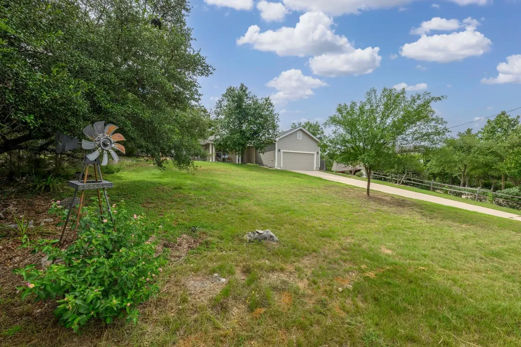1103 Larkhall Drive Spicewood TX 78669