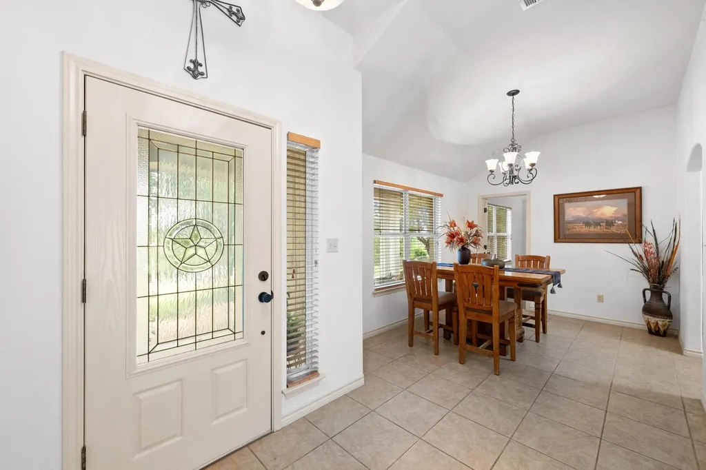 1103 Larkhall Drive Spicewood TX 78669