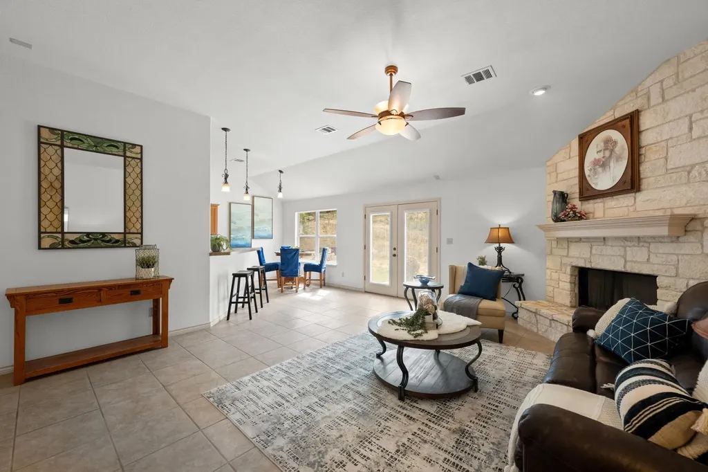 1103 Larkhall Drive Spicewood TX 78669