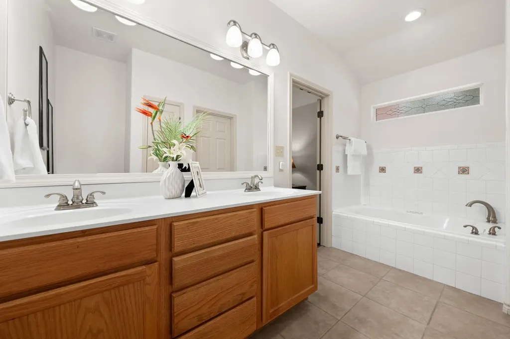 1103 Larkhall Drive Spicewood TX 78669