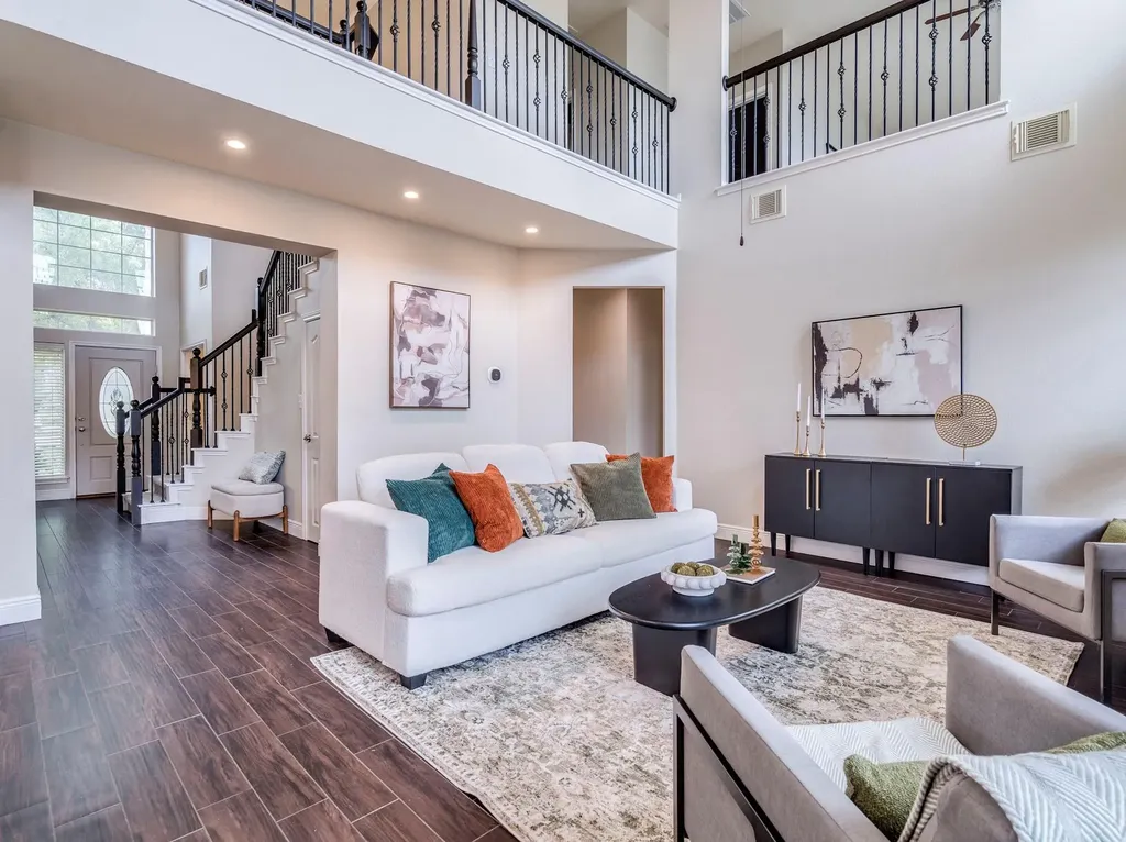 1301 Horseback Hollow Austin TX 78732
