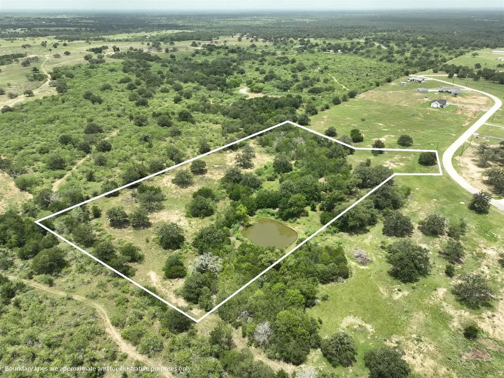 159 Starlight Path Red Rock TX 78662