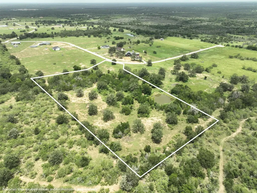 159 Starlight Path Red Rock TX 78662