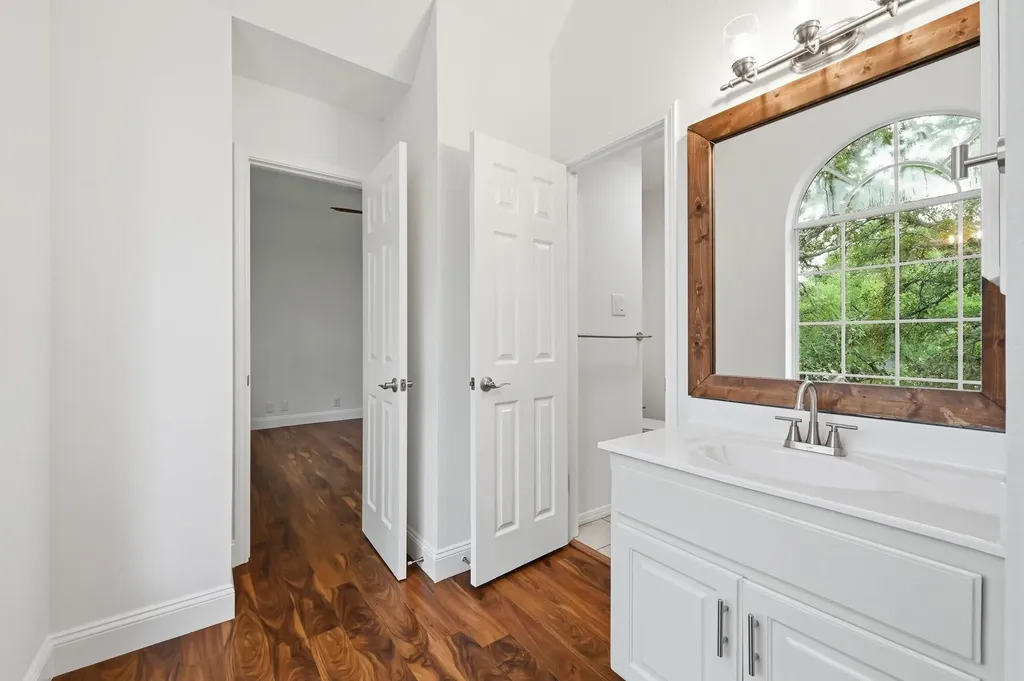 4030 Shavano Drive Austin TX 78749