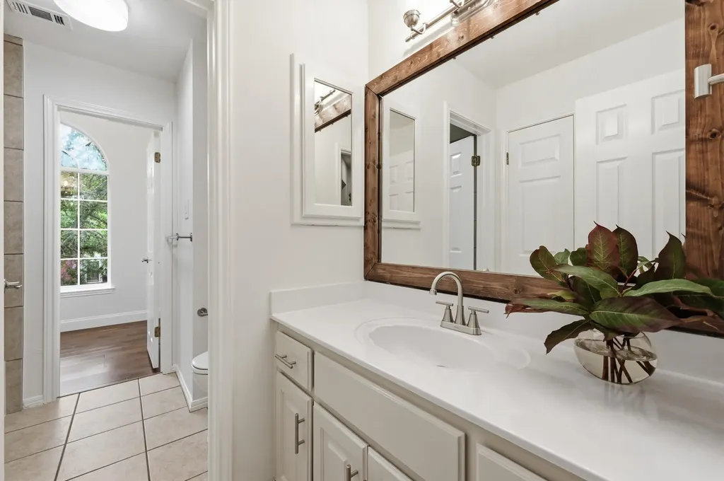 4030 Shavano Drive Austin TX 78749