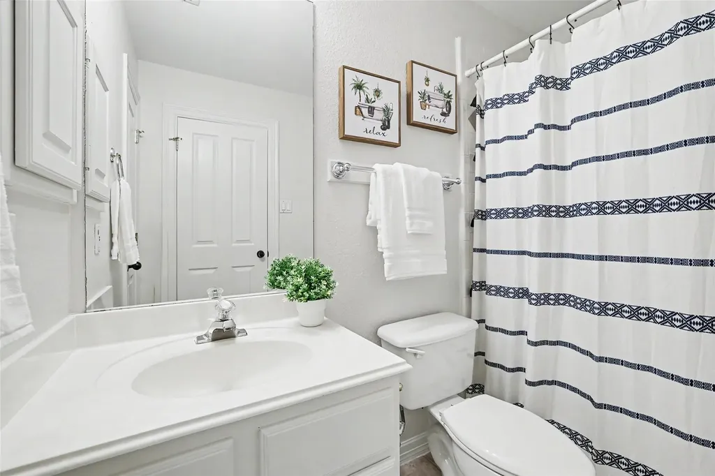 124 Hazeltine Drive Georgetown TX 78628