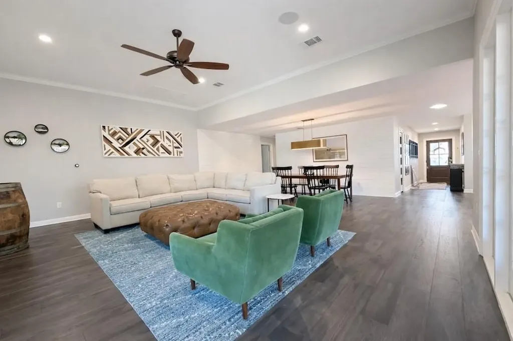 3006 Stardust Drive Austin TX 78757