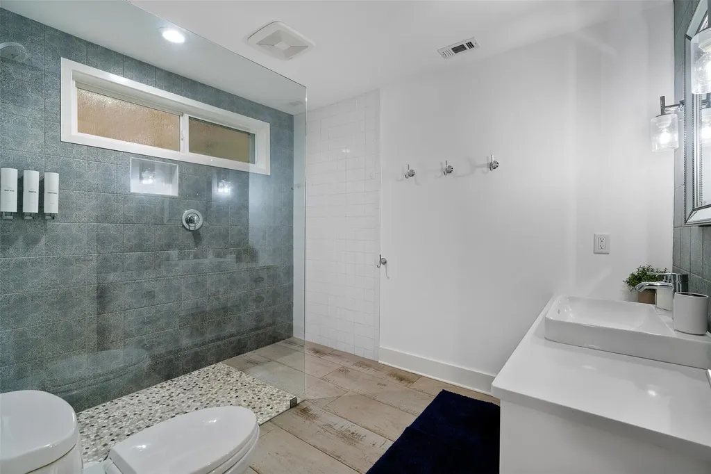 1100 Live Oak Road Leander TX 78641
