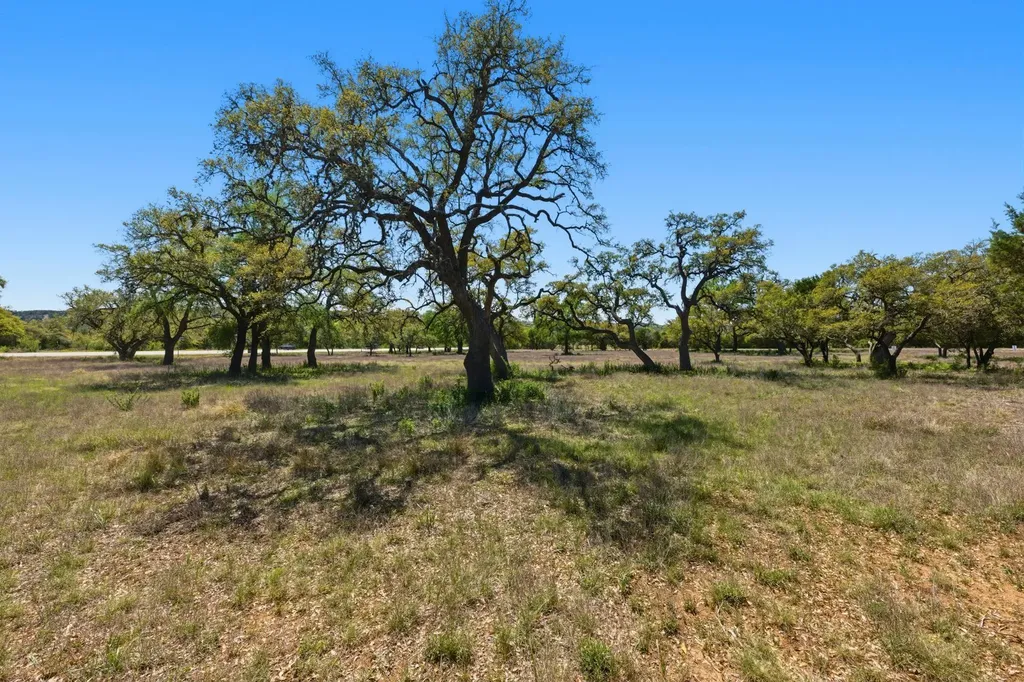 268 Kinnikinik Loop Austin TX 78737