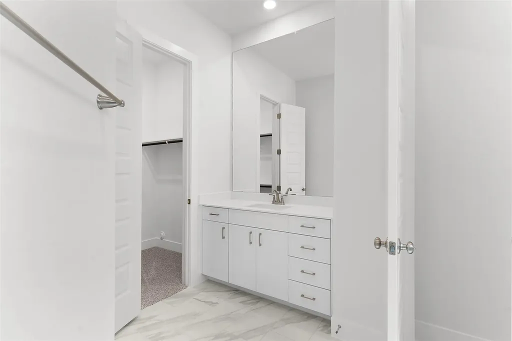 4725 Regents Place Round Rock TX 78665