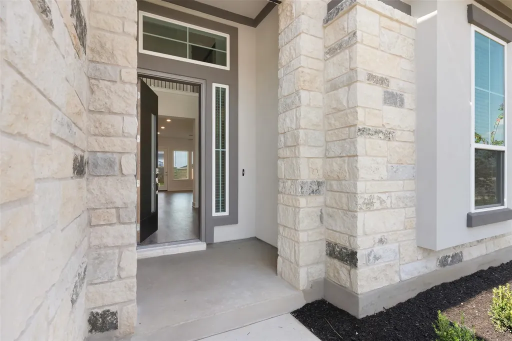 4725 Regents Place Round Rock TX 78665