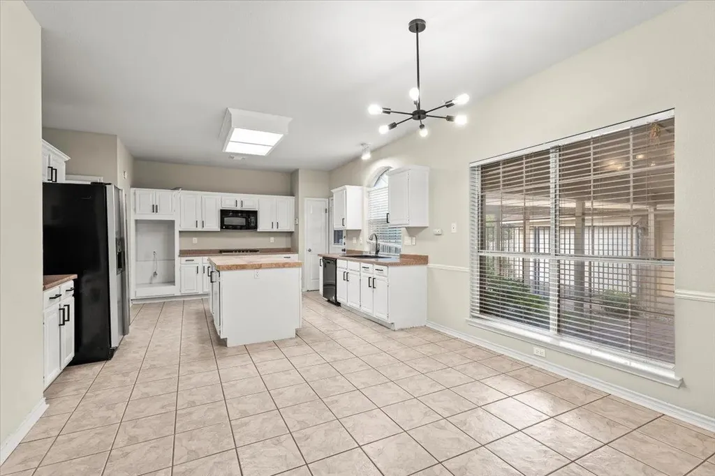 5916 Rickerhill Lane Austin TX 78739