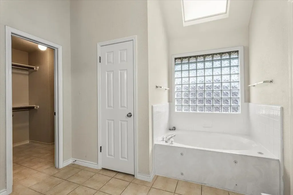 5916 Rickerhill Lane Austin TX 78739