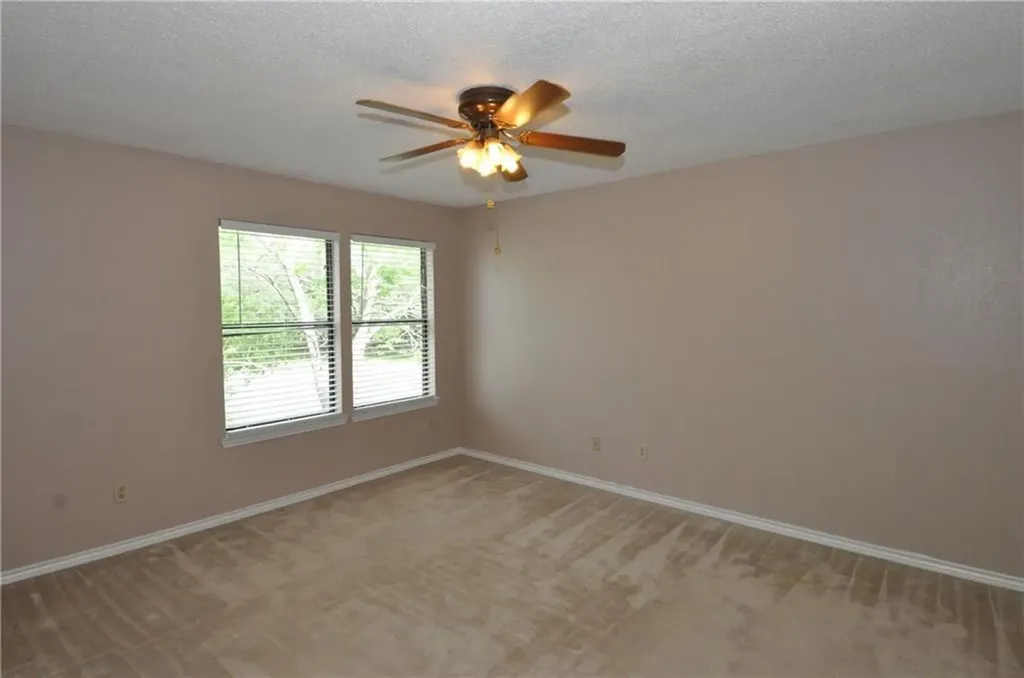 13405 Saddlebrook Trail Austin TX 78729