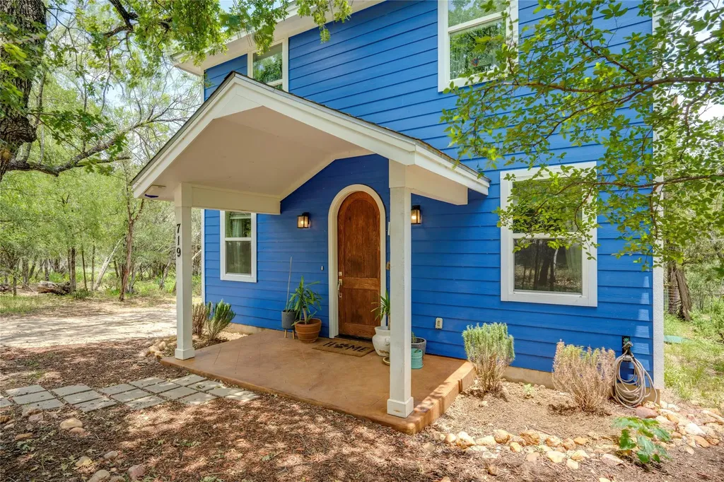 719 Birch Lane Cottonwood Shores TX 78657