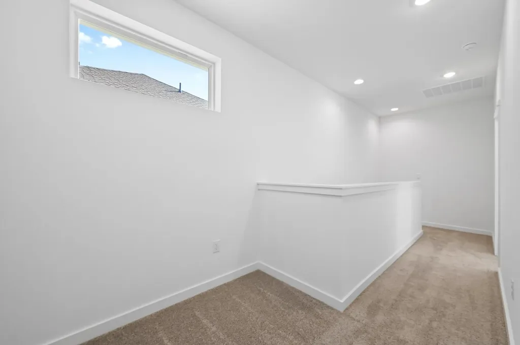 462 Orleanian Drive Buda TX 78610