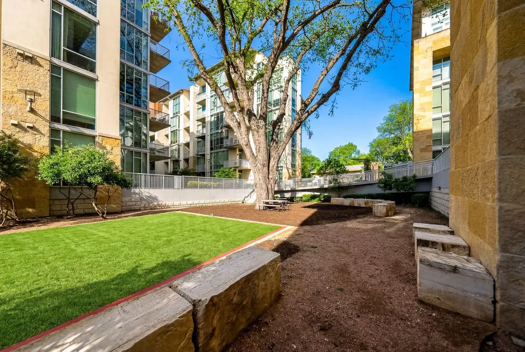 1600 Barton Springs Road Austin TX 78704