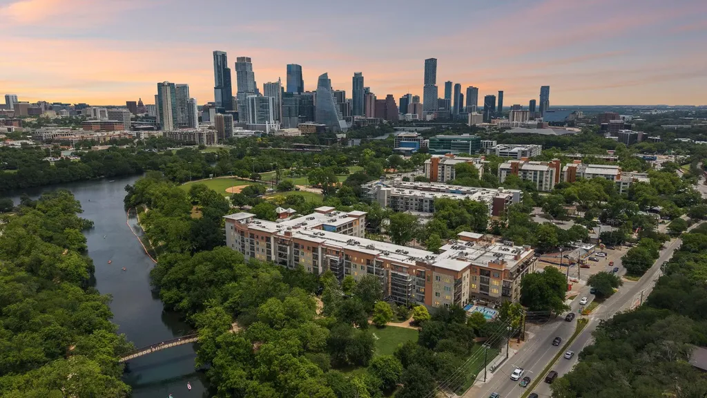 1900 Barton Springs Road Austin TX 78704