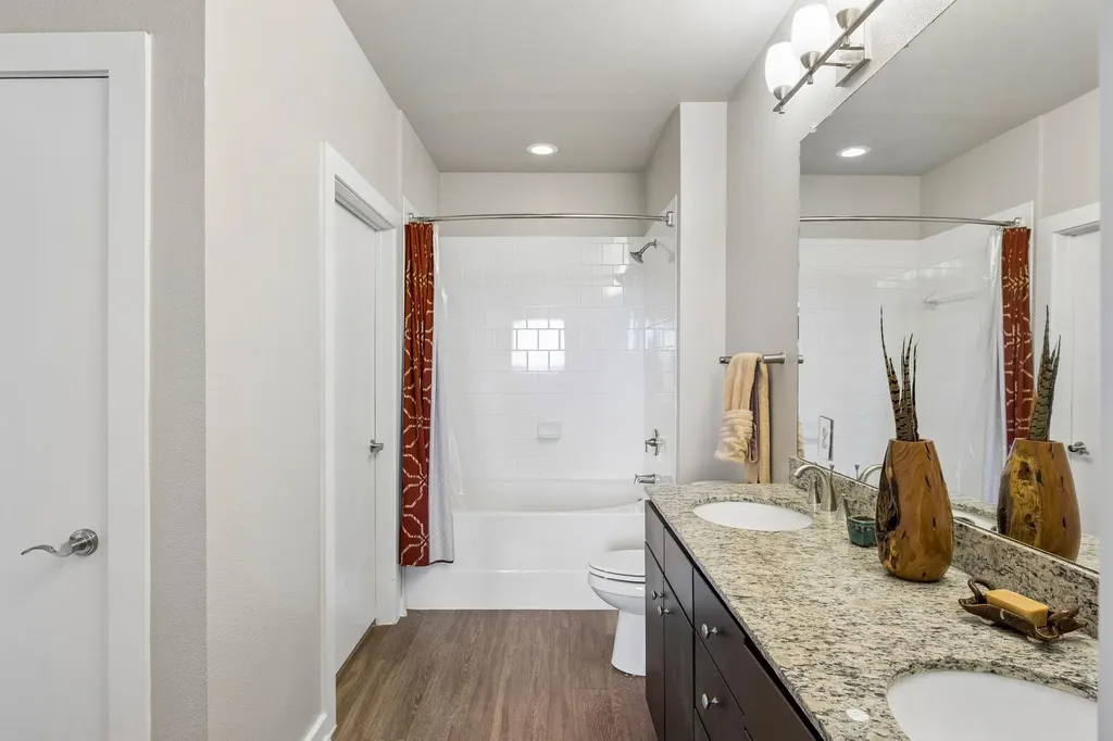 1900 Barton Springs Road Austin TX 78704