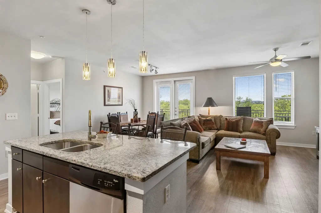 1900 Barton Springs Road Austin TX 78704