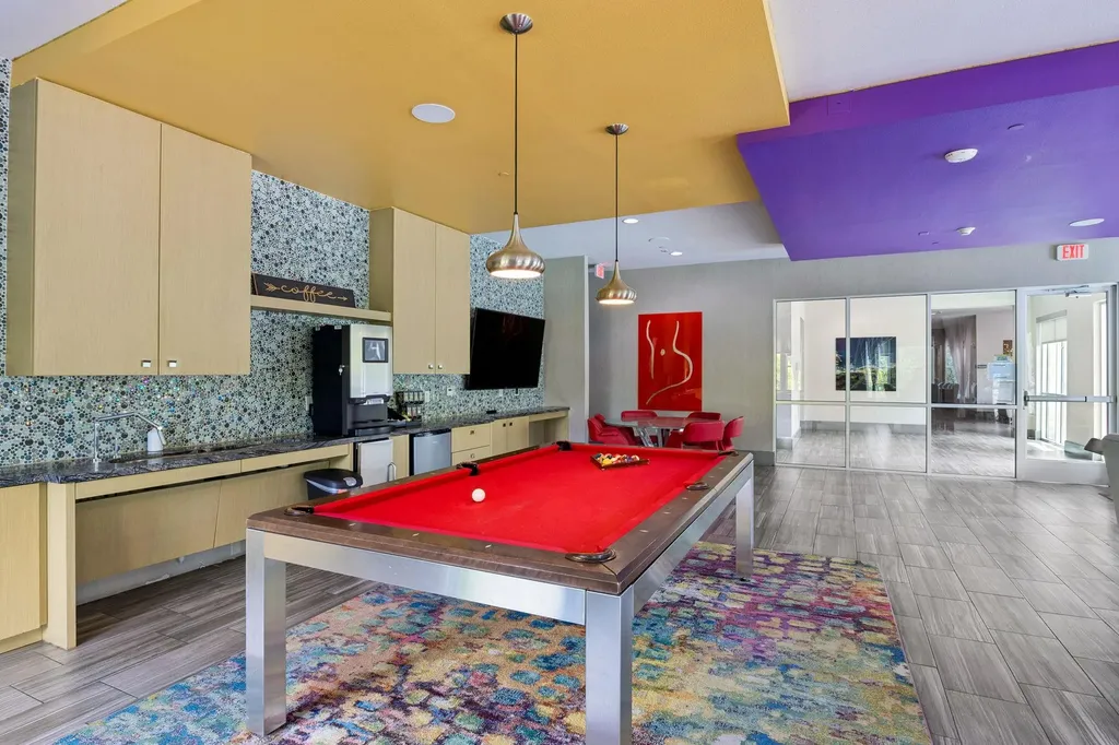 1900 Barton Springs Road Austin TX 78704