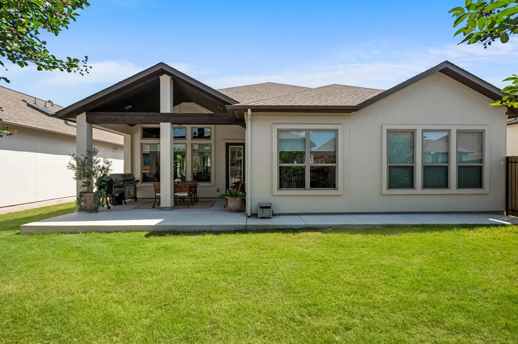 3824 Broadway Path Round Rock TX 78681