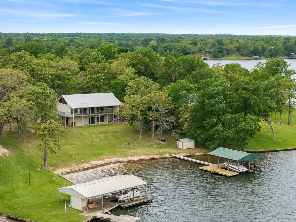 10959 Clyde Acord Road Franklin TX 77856