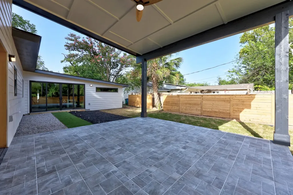 3007 Village Drive Austin TX 78731
