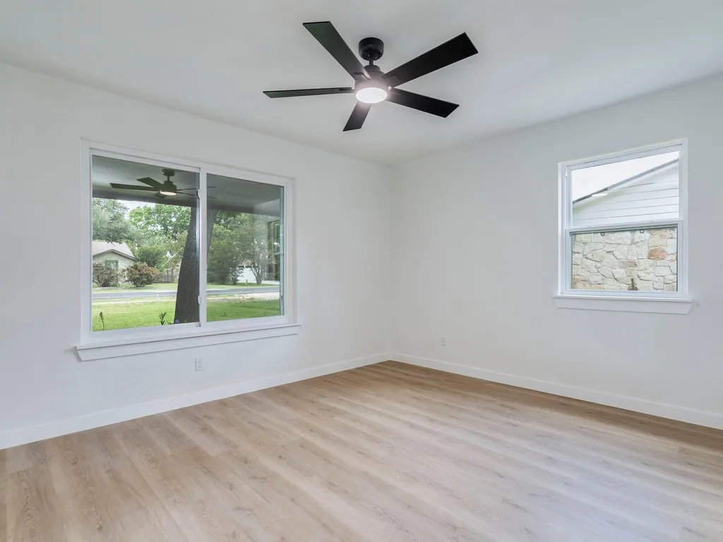 13505 Broadmeade Avenue Austin TX 78729