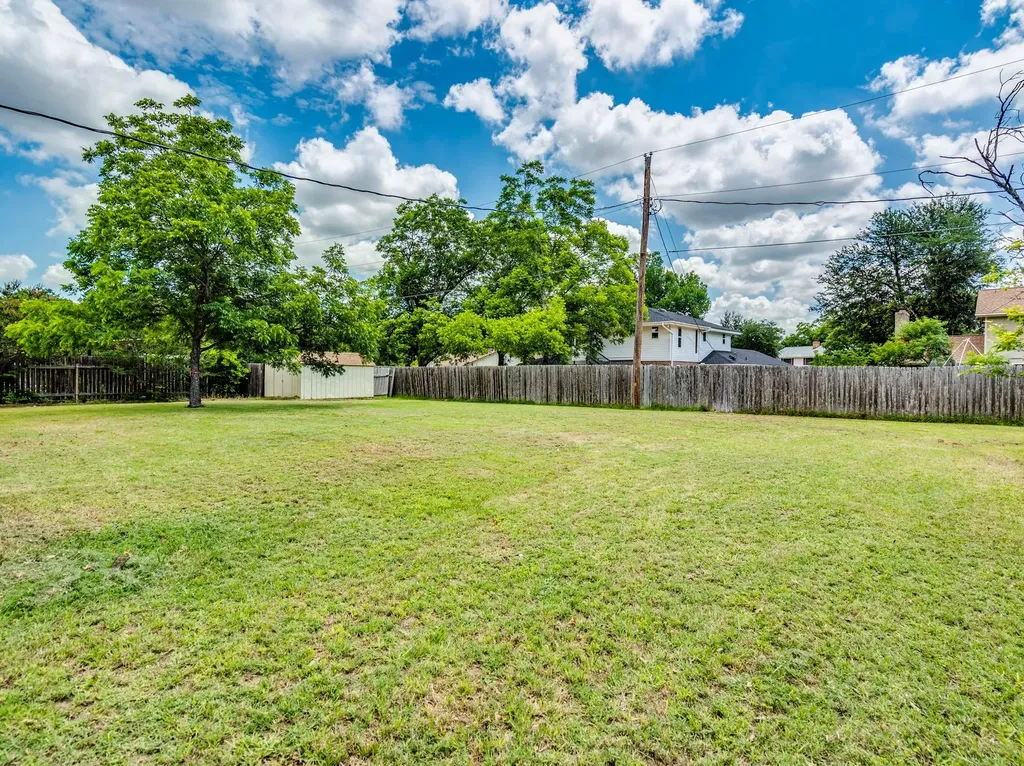 13505 Broadmeade Avenue Austin TX 78729