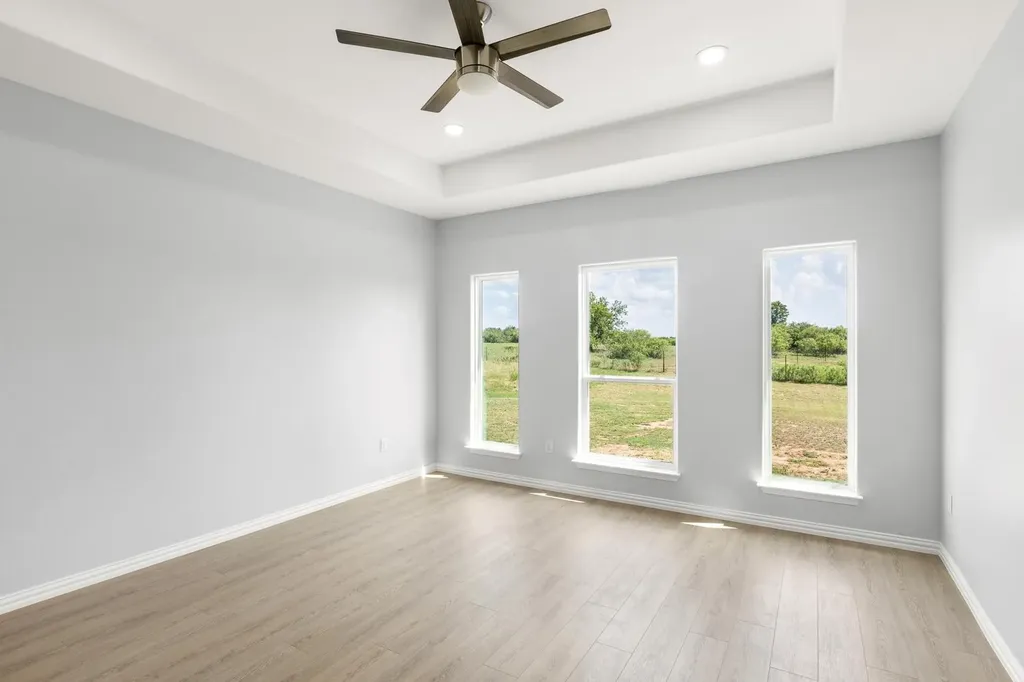 1136 Country Road 484 Road Elgin TX 78621