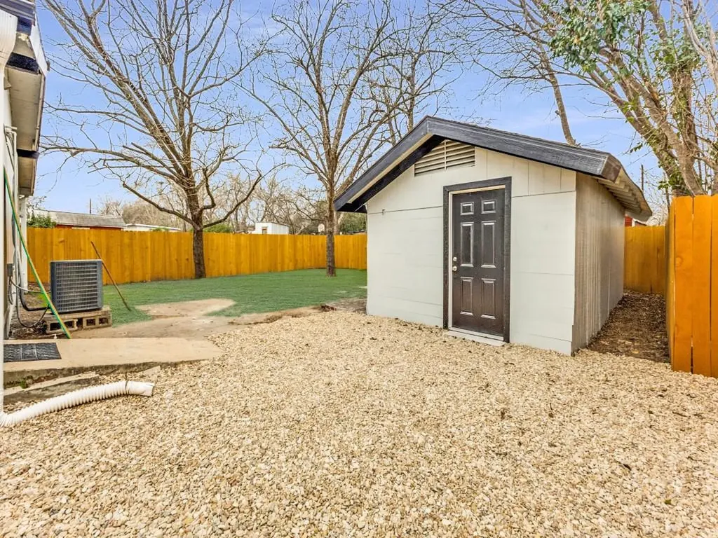 1108 Vasquez Street Austin TX 78741