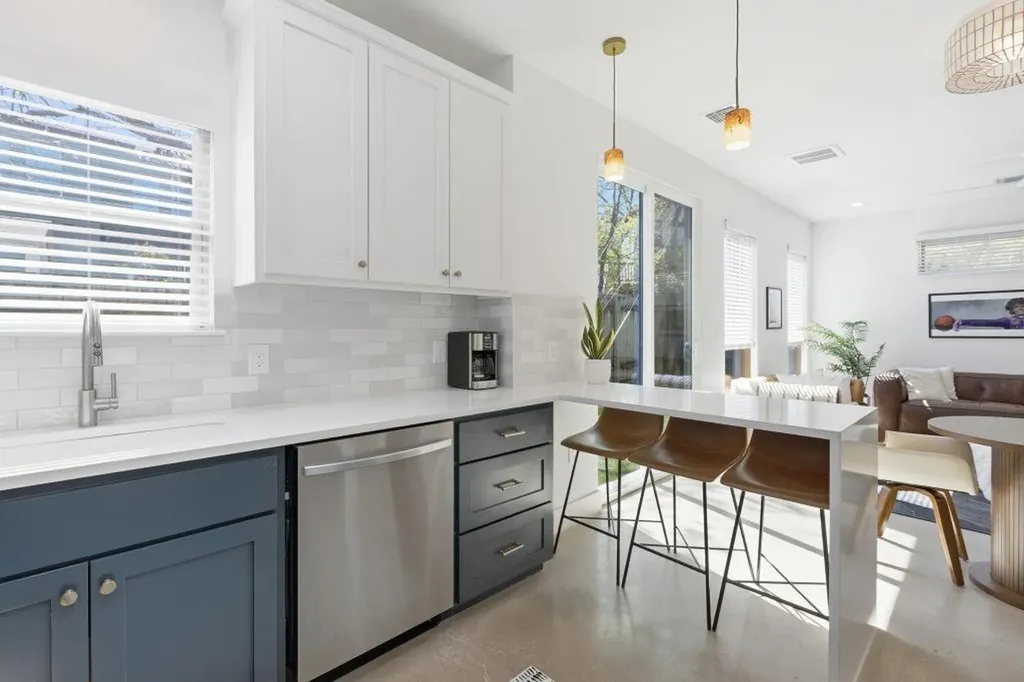 3112 Powell Circle Austin TX 78704