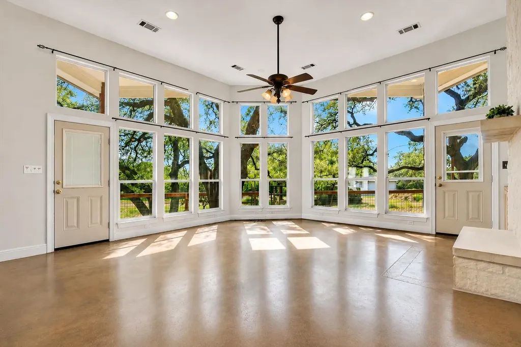 1120 Meadow Ridge Drive Dripping Springs TX 78620