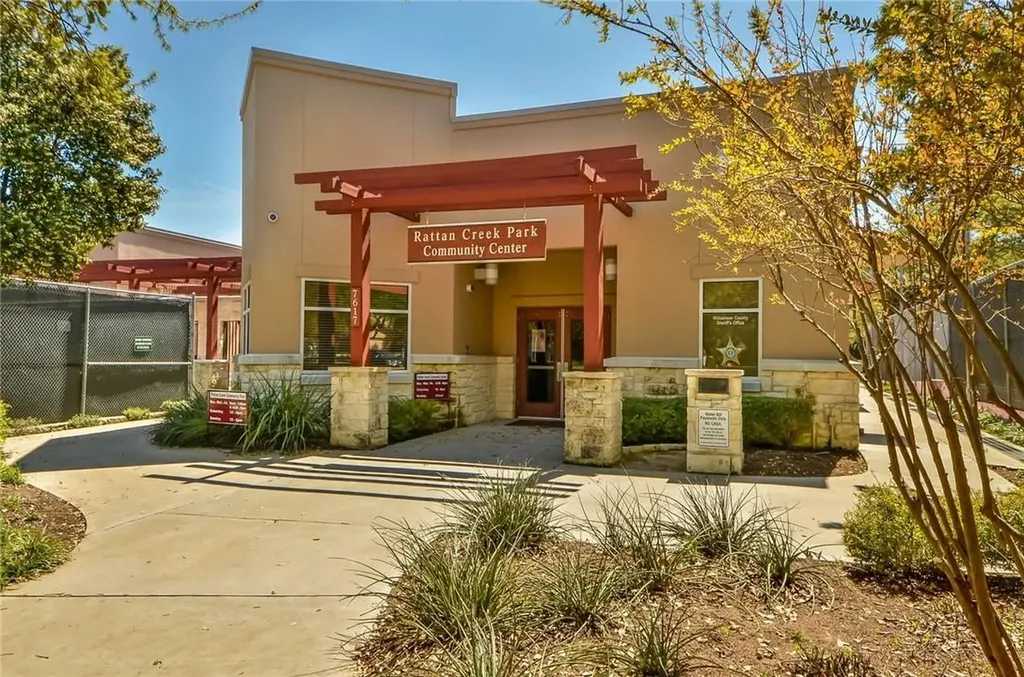 13460 Athens Trail Austin TX 78729