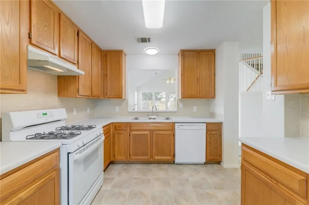 13460 Athens Trail Austin TX 78729