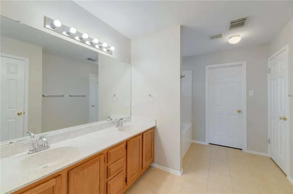 13460 Athens Trail Austin TX 78729