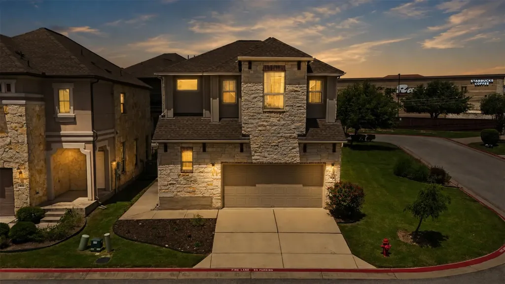 2105 Town Centre Drive Round Rock TX 78664