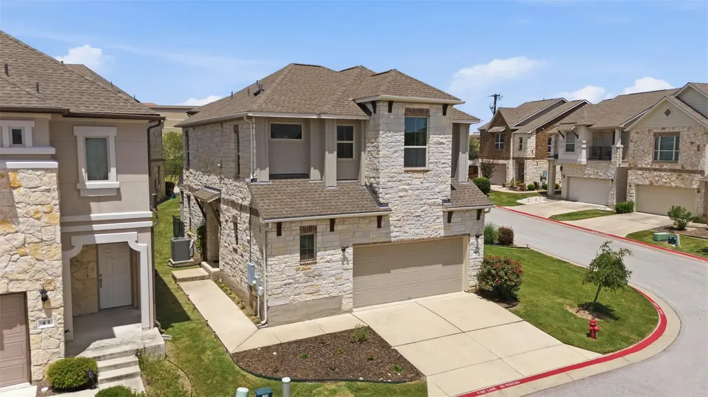 2105 Town Centre Drive Round Rock TX 78664