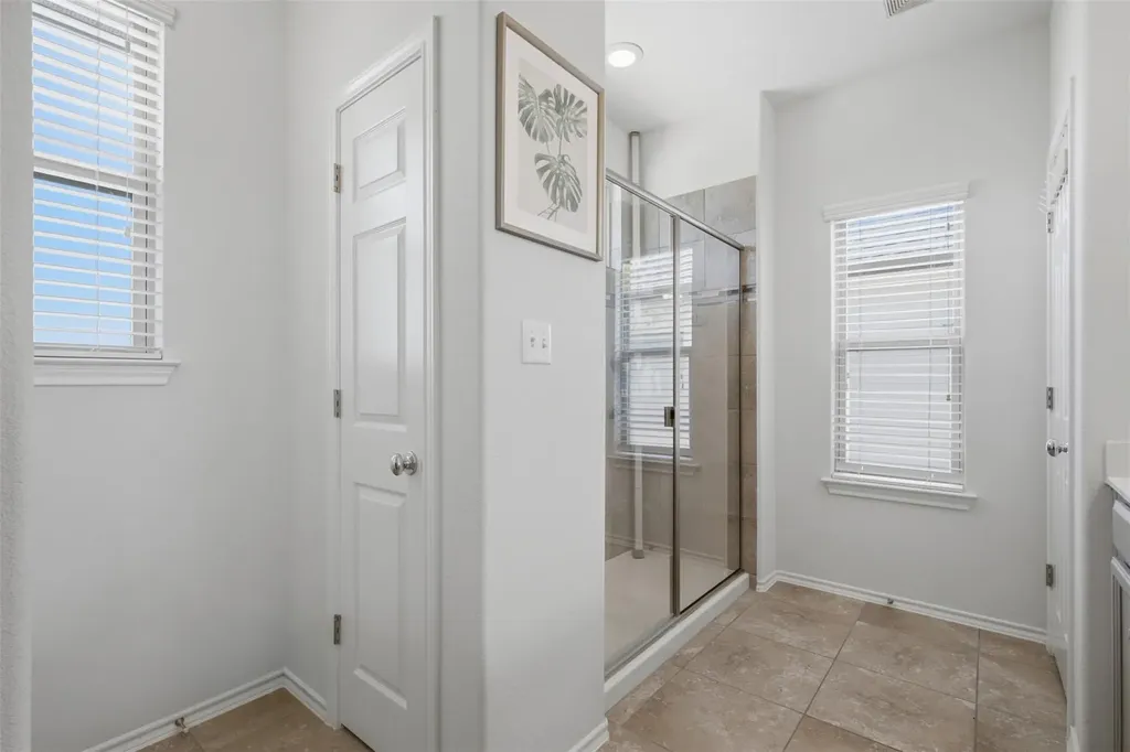 2105 Town Centre Drive Round Rock TX 78664