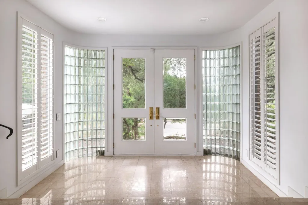 3304 Cherry Tree Circle Austin TX 78731