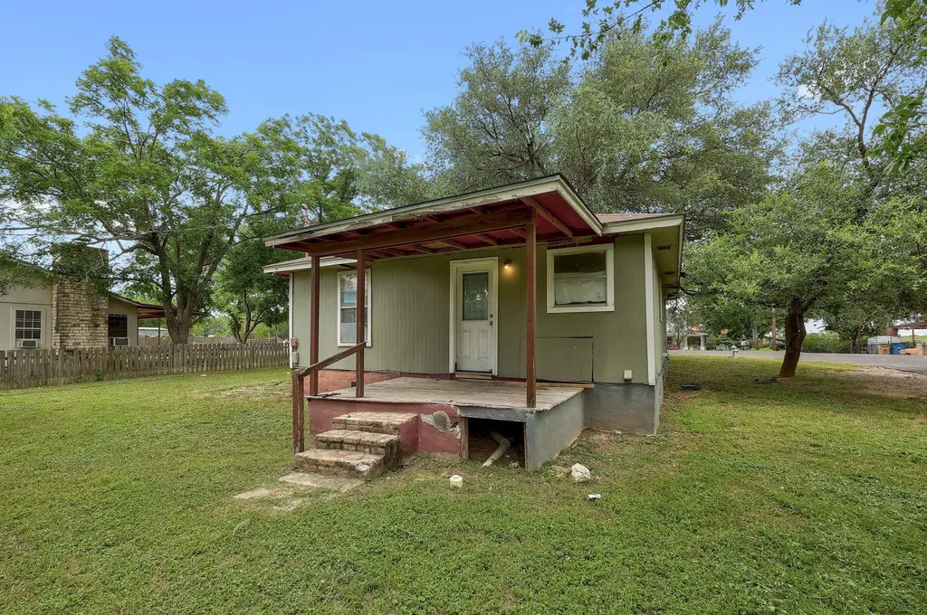 3007 Michoacan Drive Del Valle TX 78617
