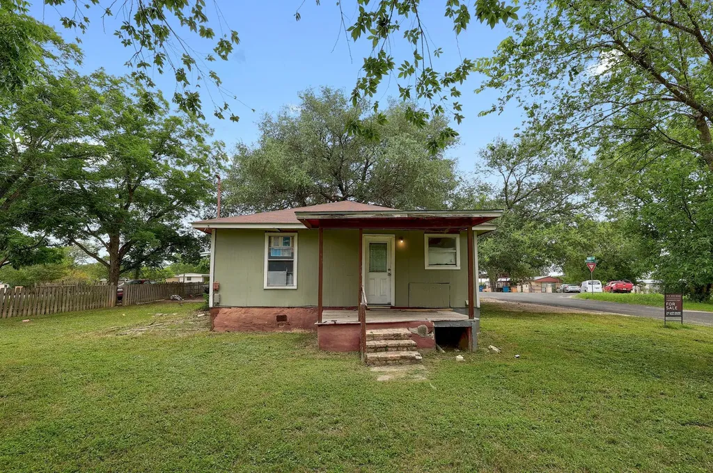 3007 Michoacan Drive Del Valle TX 78617