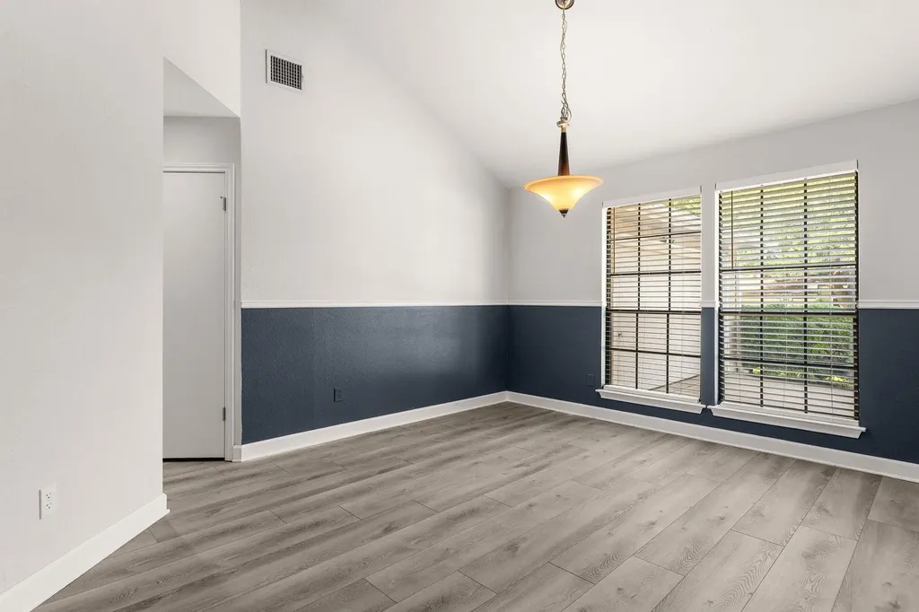 2409 Water Well Lane Austin TX 78728