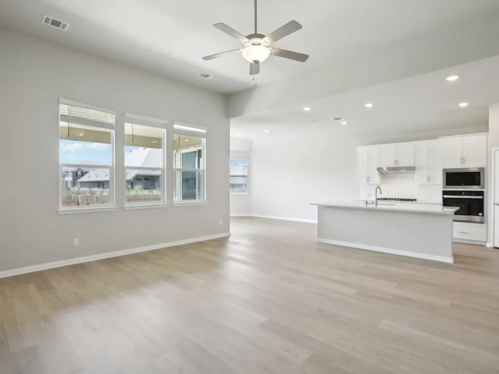 21 Bush Mountain Cove Dripping Springs TX 78620